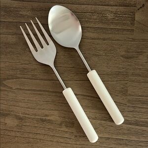 NEW White Serving Utensil Set